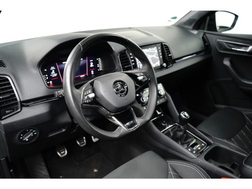 Skoda Karoq 1.5 TSI 150 pk ACT Sportline Business | Achteruitrijcamera | Navigatie | Maxtrix LED | Stoel/stuu... ActivLease financial lease