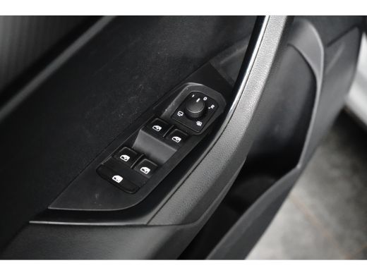 Skoda Karoq 1.5 TSI 150 pk ACT Sportline Business | Achteruitrijcamera | Navigatie | Maxtrix LED | Stoel/stuu... ActivLease financial lease