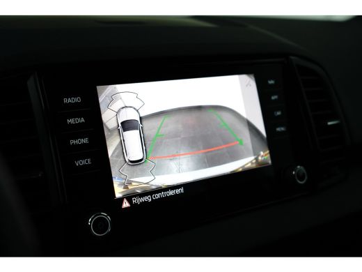 Skoda Karoq 1.5 TSI 150 pk ACT Sportline Business | Achteruitrijcamera | Navigatie | Maxtrix LED | Stoel/stuu... ActivLease financial lease
