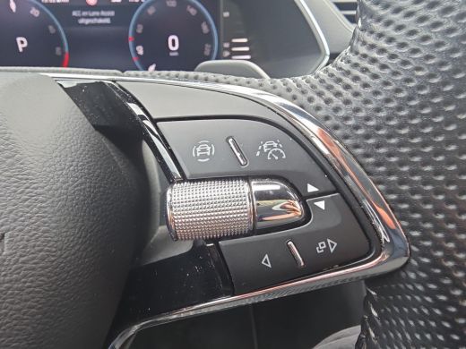Skoda Superb Combi 1.4 TSI iV Sportline Business | Wordt verwacht | Trekhaak | A.Camera | ACC | PDC | Verw. Vo... ActivLease financial lease