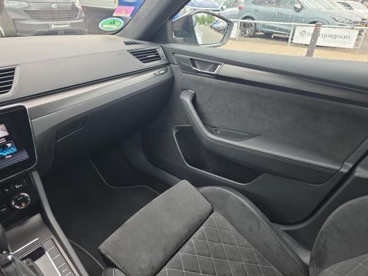 Skoda Superb Combi 1.4 TSI iV Sportline Business | Wordt verwacht | Trekhaak | A.Camera | ACC | PDC | Verw. Vo... ActivLease financial lease