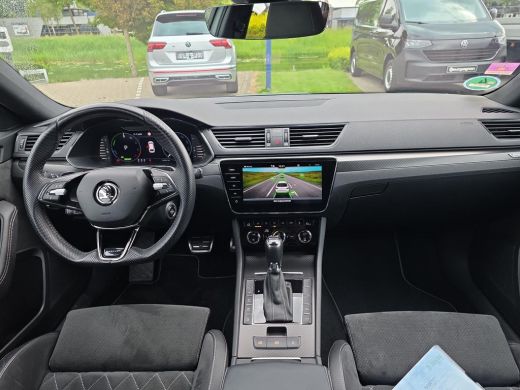 Skoda Superb Combi 1.4 TSI iV Sportline Business | Wordt verwacht | Trekhaak | A.Camera | ACC | PDC | Verw. Vo... ActivLease financial lease