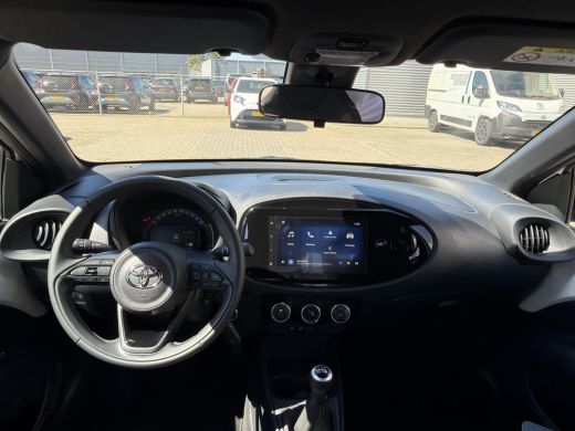 Toyota Aygo 1.0 VVT-i MT Play ActivLease financial lease