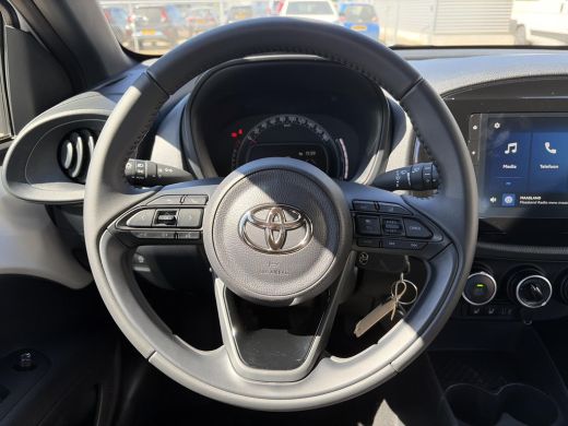 Toyota Aygo 1.0 VVT-i MT Play ActivLease financial lease