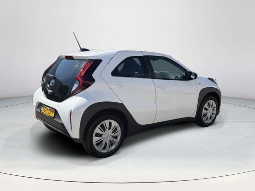 Toyota Aygo 1.0 VVT-i MT Play ActivLease financial lease