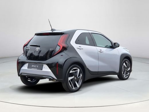 Toyota Aygo Hybrid 115 envy | Nieuwe auto | Direct uit voorraad leverbaar | ActivLease financial lease