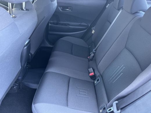 Toyota C-HR 2.0 Plug-in Hybrid 220 Dynamic | Stoel- + stuurverwarming | Carplay | Dode hoek waarschuwing | Ke... ActivLease financial lease