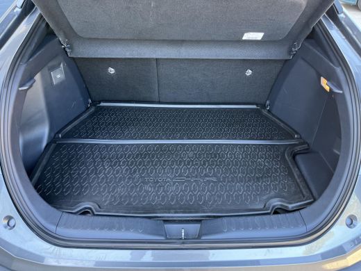 Toyota C-HR 2.0 Plug-in Hybrid 220 Dynamic | Stoel- + stuurverwarming | Carplay | Dode hoek waarschuwing | Ke... ActivLease financial lease