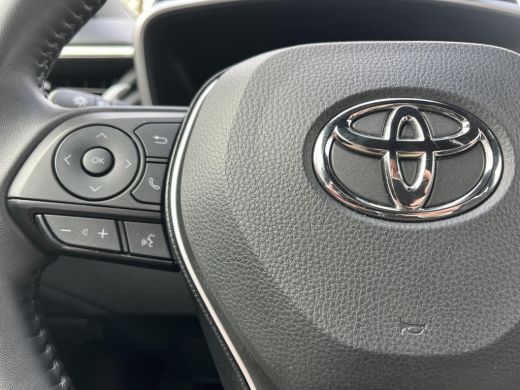 Toyota Corolla Cross Hybrid 140 Style | Carplay | Elektrische klep | 18 inch LM-velgen | Keyless entry | LED koplampen | ActivLease financial lease