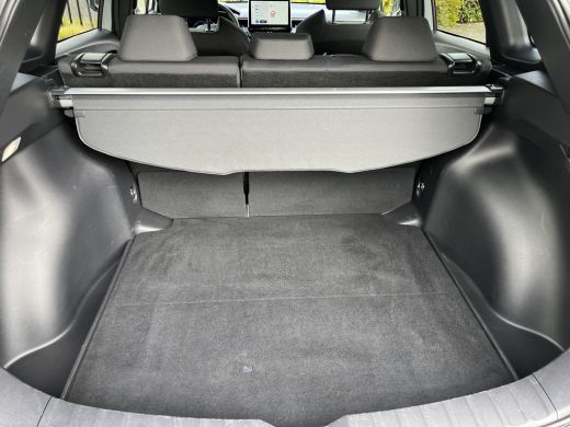 Toyota Corolla Cross Hybrid 140 Style | Carplay | Elektrische klep | 18 inch LM-velgen | Keyless entry | LED koplampen | ActivLease financial lease