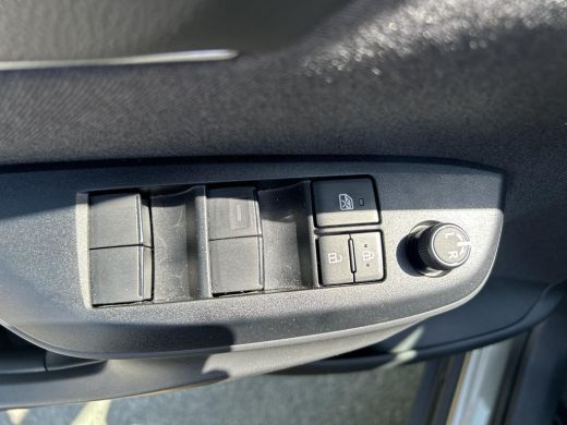 Toyota Yaris Cross 1.5 Hybrid 115 Business Plus ActivLease financial lease