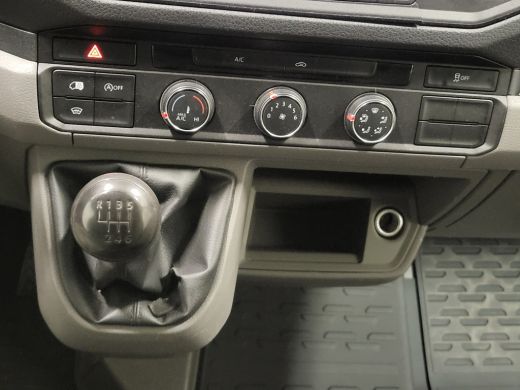 Volkswagen Crafter 2.0TDI 140pk L3/H3 3000kg Trekgewicht Euro 6! ActivLease financial lease