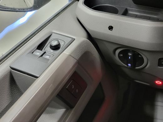 Volkswagen Crafter 2.0TDI 140pk L3/H3 3000kg Trekgewicht Euro 6! ActivLease financial lease