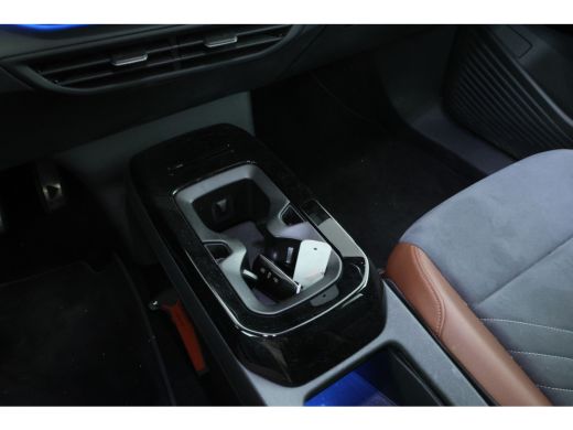 Volkswagen ID.4 First 77 kWh PRO, Halfleder, climate, etc ActivLease financial lease