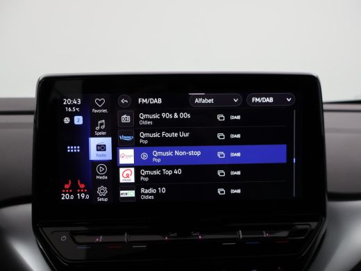Volkswagen ID.4 PRO 77 kWh + ADAPTIVE CRUISE | STUURVERW. | STOELVERW. | SFEERVERLICHTING | DRAADLOZE CARPLAY ActivLease financial lease