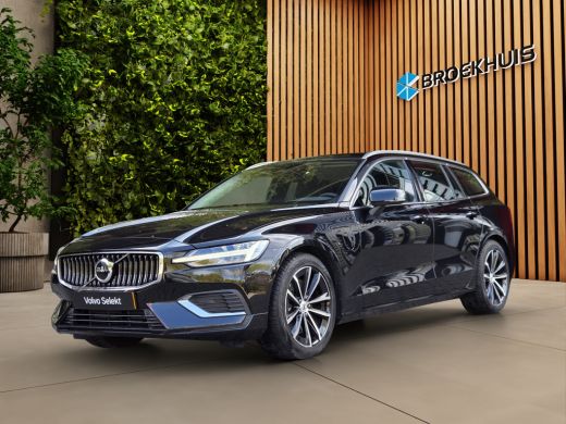 Volvo  V60 2.0 T6 Plug-in hybrid AWD Essential Bright | Trekhaak | Camera | Stuur/stoelverwarming | Leder