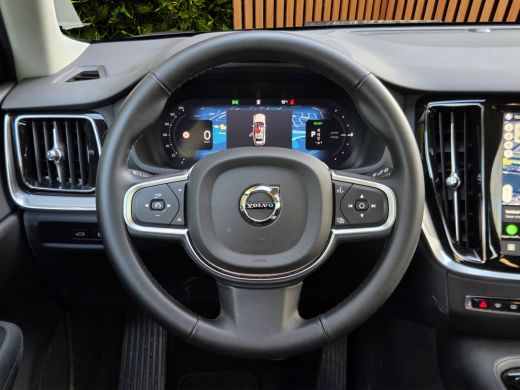 Volvo  V60 2.0 T6 Plug-in hybrid AWD Essential Bright | Trekhaak | Camera | Stuur/stoelverwarming | Leder ActivLease financial lease