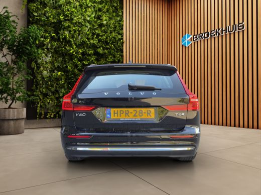 Volvo  V60 2.0 T6 Plug-in hybrid AWD Essential Bright | Trekhaak | Camera | Stuur/stoelverwarming | Leder ActivLease financial lease