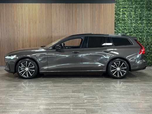 Volvo  V60 T6 AWD Recharge Ultra Dark | Trekhaak | Schuifdak | Head-Up Display | Harman Kardon | Adaptieve C... ActivLease financial lease