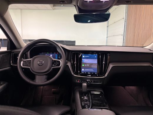 Volvo  V60 T6 AWD Recharge Ultra Dark | Trekhaak | Schuifdak | Head-Up Display | Harman Kardon | Adaptieve C... ActivLease financial lease