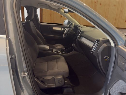 Volvo  XC40 1.5 T5 Recharge Inscription Expression | Keyless entry | Harman kardon | DAB | Camera | Cruise co... ActivLease financial lease