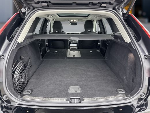 Volvo  XC60 T6 Recharge Core Bright Long Range | 20" | Leder | Elektr. verst. Stoelen | Parkeercamera | Stoel... ActivLease financial lease