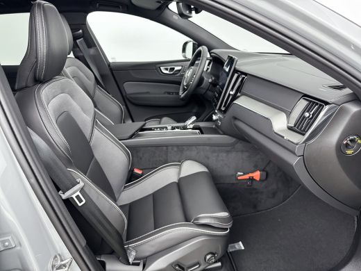 Volvo  XC60 T6 Recharge Ultra Black Edition | 21" | Luchtvering | Head-Up | Panoramadak | Harman Kardon | Led... ActivLease financial lease