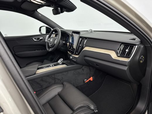 Volvo  XC60 T8 Recharge Ultra Dark | 21" | Luchtvering | Geventileerd Nappa | Massagestoelen | Bowers & Wilki... ActivLease financial lease