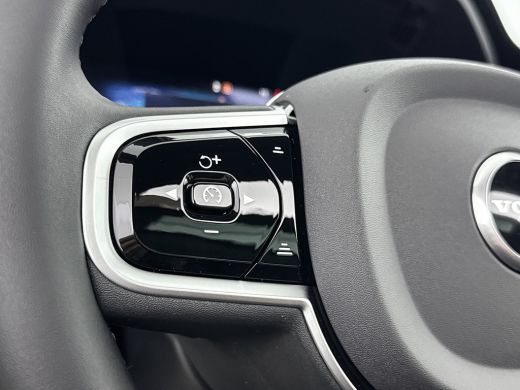 Volvo  XC60 T8 Recharge Ultra Dark | 21" | Luchtvering | Geventileerd Nappa | Massagestoelen | Bowers & Wilki... ActivLease financial lease