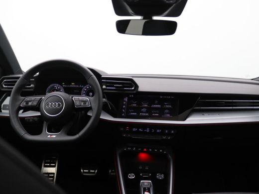 Audi A3 Sportback 45 TFSI e S edition Competition 272PK S-Tronic Pano-Schuifdak, Leder, Led matrix, memor... ActivLease financial lease