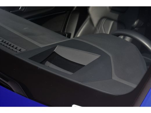 Audi A6 Limousine 55 TFSI e quattro Competition Pano Ultra-blau HUD ACC B&O ActivLease financial lease
