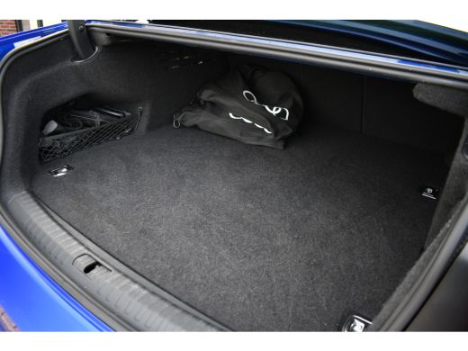 Audi A6 Limousine 55 TFSI e quattro Competition Pano Ultra-blau HUD ACC B&O ActivLease financial lease