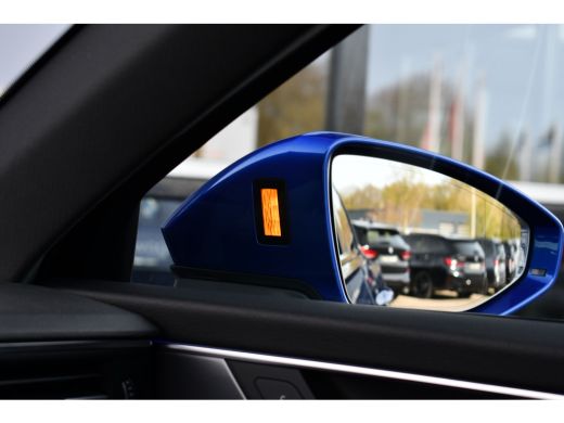 Audi A6 Limousine 55 TFSI e quattro Competition Pano Ultra-blau HUD ACC B&O ActivLease financial lease