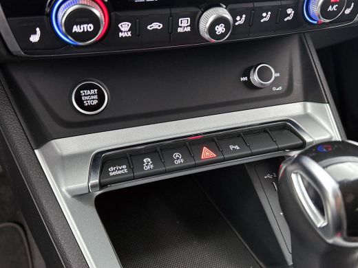 Audi Q3 35 TFSI 150PK S Line CAMERA | EL-ACHTERKLEP | KEYLESS ActivLease financial lease