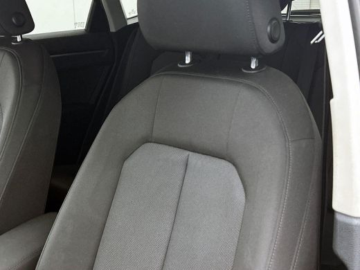 Audi Q3 35 TFSI 150PK S Line CAMERA | EL-ACHTERKLEP | KEYLESS ActivLease financial lease