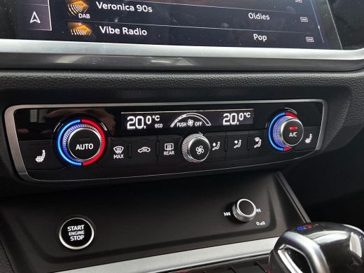 Audi Q3 35 TFSI 150PK S Line CAMERA | EL-ACHTERKLEP | KEYLESS ActivLease financial lease