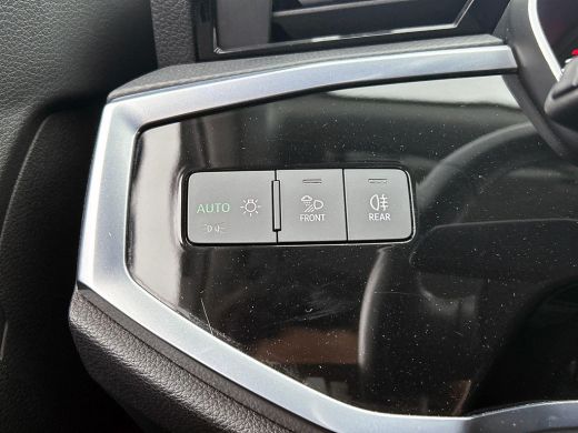 Audi Q3 35 TFSI 150PK S Line CAMERA | EL-ACHTERKLEP | KEYLESS ActivLease financial lease