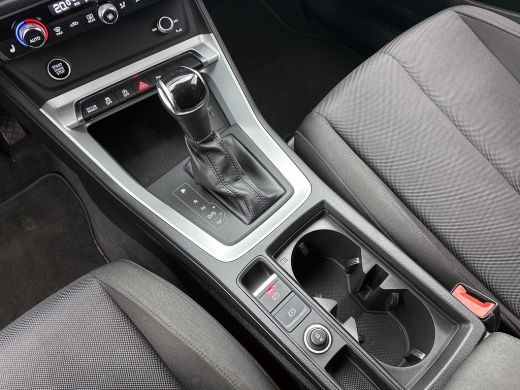 Audi Q3 35 TFSI 150PK S Line CAMERA | EL-ACHTERKLEP | KEYLESS ActivLease financial lease