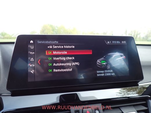 BMW X1 25e X-DRIVE HEADUP / SPORTLEER / TREKHAAK / CAMERA ActivLease financial lease