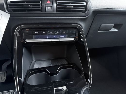 Citroën C3 Aircross Plus | Achteruitrijcamera | Extra getinte achterste zijruiten en achterruit | Koplampen met ECO L... ActivLease financial lease