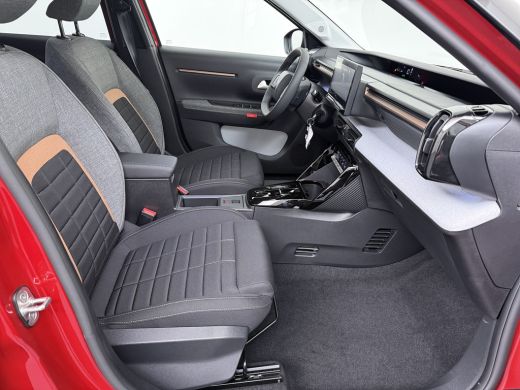 Citroën C3 Aircross Plus | Achteruitrijcamera | Extra getinte achterste zijruiten en achterruit | Koplampen met ECO L... ActivLease financial lease