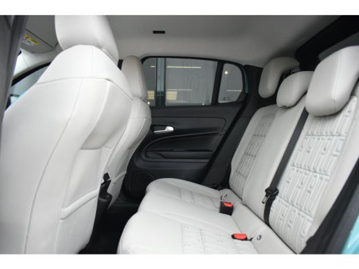 Fiat 600 1.2 Hybrid La Prima 8 Jaar Garantie! | Massage | Vol-Leder | Adaptive Cruise | Elektr. Stoelen | ... ActivLease financial lease