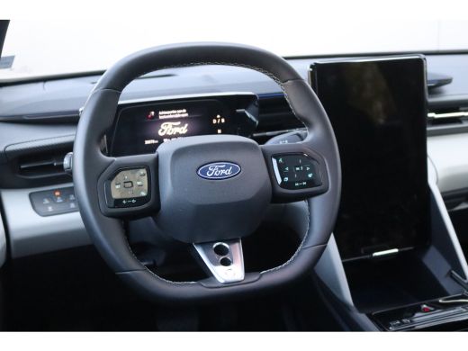 Ford Capri Premium Extended Range AWD 79 kWh Pano-dak/Adaptive-cruise/360camera/Stoelverwaming ActivLease financial lease