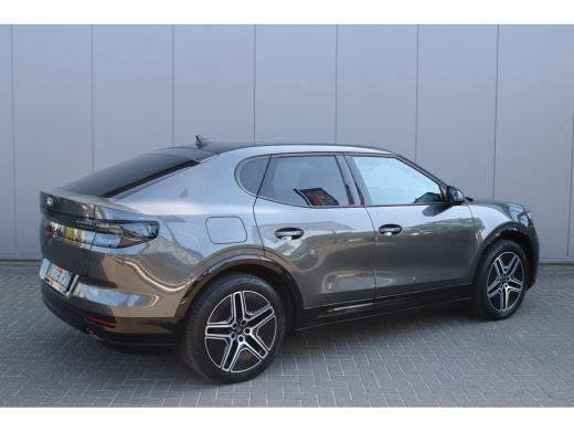 Ford Capri Premium Extended Range AWD 79 kWh Pano-dak/Adaptive-cruise/360camera/Stoelverwaming ActivLease financial lease