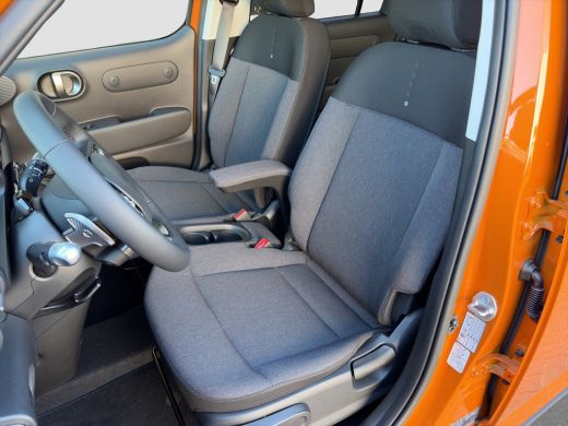 Hyundai Inster Evolve Sky 49 kWh HyundaiINSTEREvolve Sky 49 kWh| Achteruitrijcamera | Airco (automatisch) | Appl... ActivLease financial lease