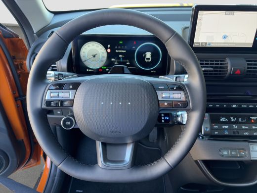 Hyundai Inster Evolve Sky 49 kWh HyundaiINSTEREvolve Sky 49 kWh| Achteruitrijcamera | Airco (automatisch) | Appl... ActivLease financial lease