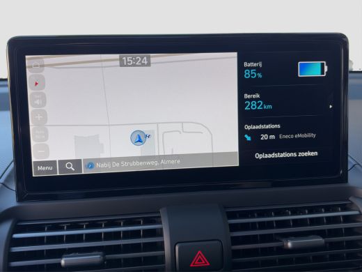 Hyundai Inster Evolve Sky 49 kWh HyundaiINSTEREvolve Sky 49 kWh| Achteruitrijcamera | Airco (automatisch) | Appl... ActivLease financial lease