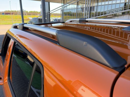 Hyundai Inster Evolve Sky 49 kWh HyundaiINSTEREvolve Sky 49 kWh| Achteruitrijcamera | Airco (automatisch) | Appl... ActivLease financial lease