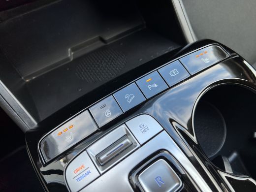 Hyundai Tucson 1.6 T-GDI PHEV 265pk Comfort Smart 4WD | Climate | Camera | Carplay | Keyless | Navigatie | Full ... ActivLease financial lease