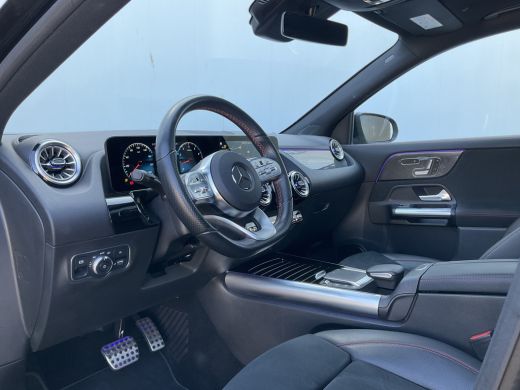 Mercedes-Benz GLA 200 164pk Solution AMG Memory Pano.dak Sfeerverl Hoogzitter Uitstraling! ActivLease financial lease